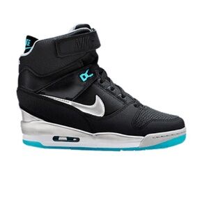 Nike Women’s Sneakers